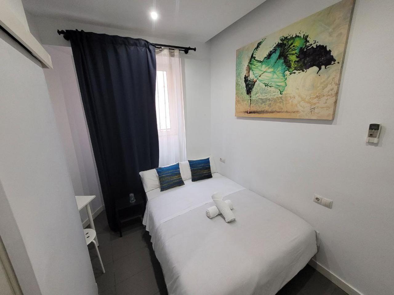 Ayz Frailes - Auto Check-In Property (Adults Only) Малага Екстер'єр фото